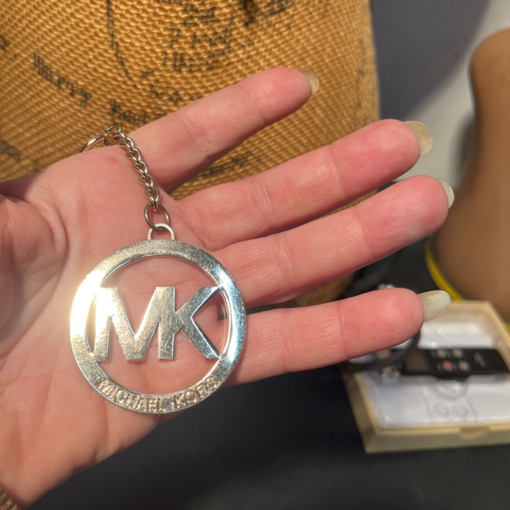 Michael Kors Keychain - Picture 4 of 4